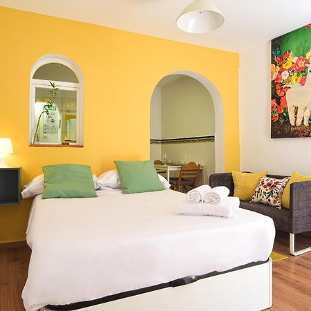 El Prado Historic Center Apartment Мадрид Екстериор снимка