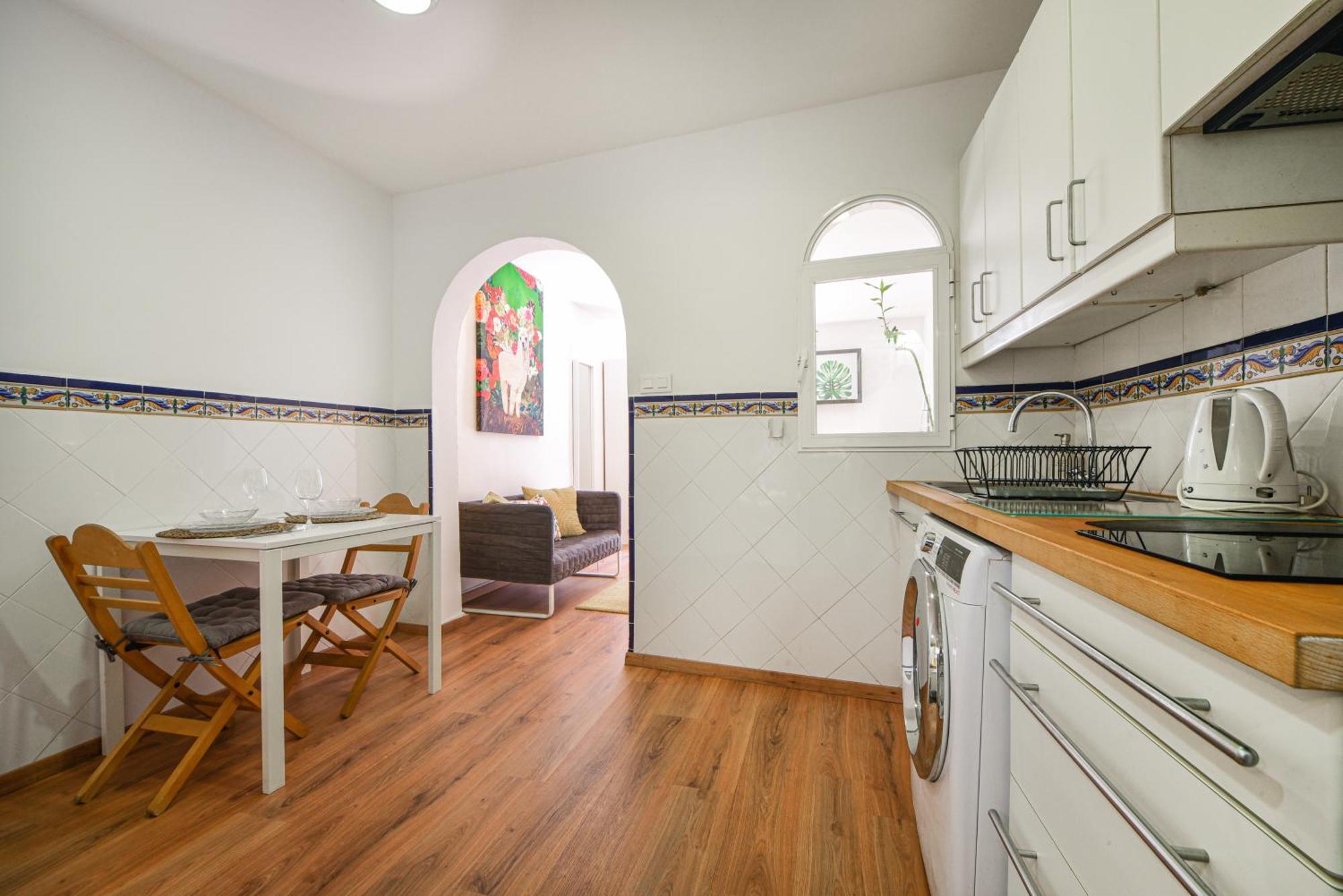 El Prado Historic Center Apartment Мадрид Екстериор снимка