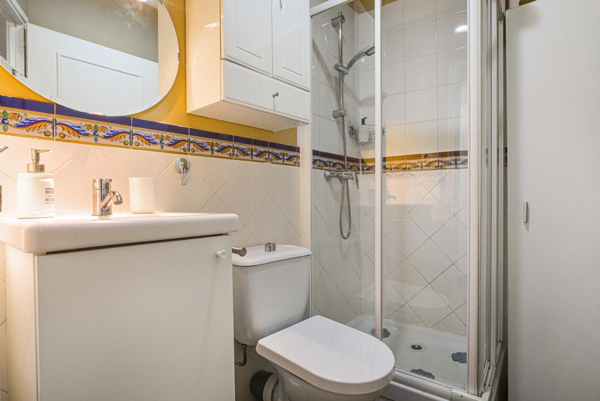 El Prado Historic Center Apartment Мадрид Екстериор снимка